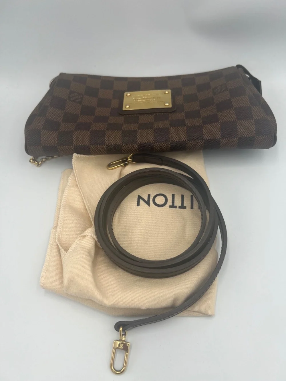 LV Damier Ebene Eva Clutch